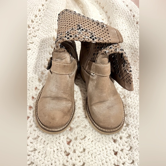 Very beautiful Italian summer boots ! Made with very soft leather 🔥 - Picture 6 of 13